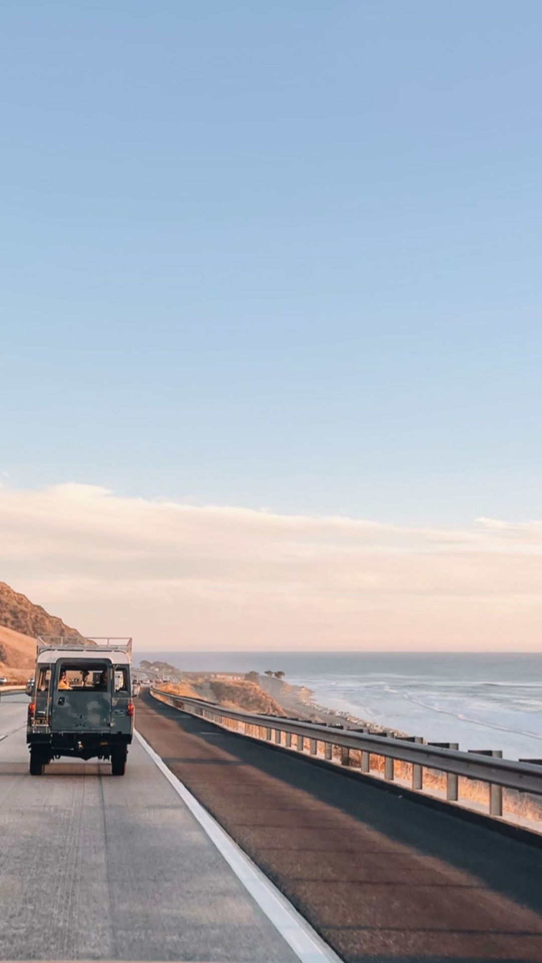 CJ's Snaps! Downloadable iPhone Wallpaper– CARLY JEAN LOS ANGELES