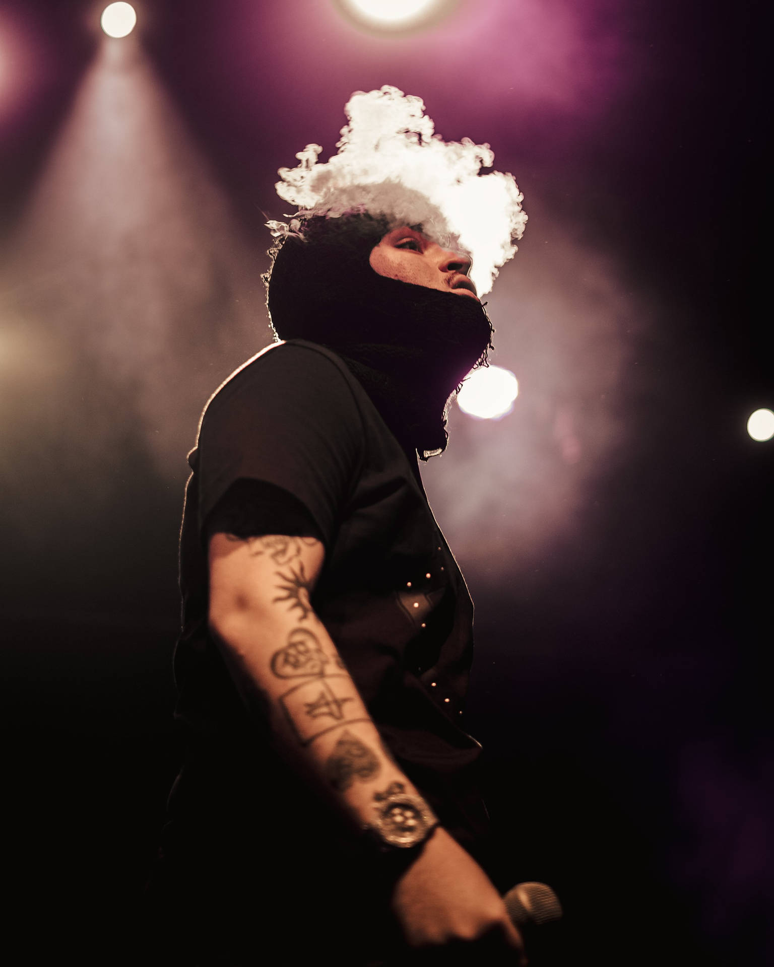 Download Yeat Performing On Stage