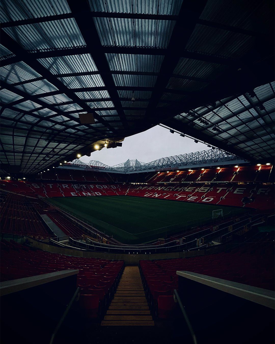 Manchester United on Twitter. Manchester united wallpaper, Manchester united old trafford, Manchester united wallpaper iphone
