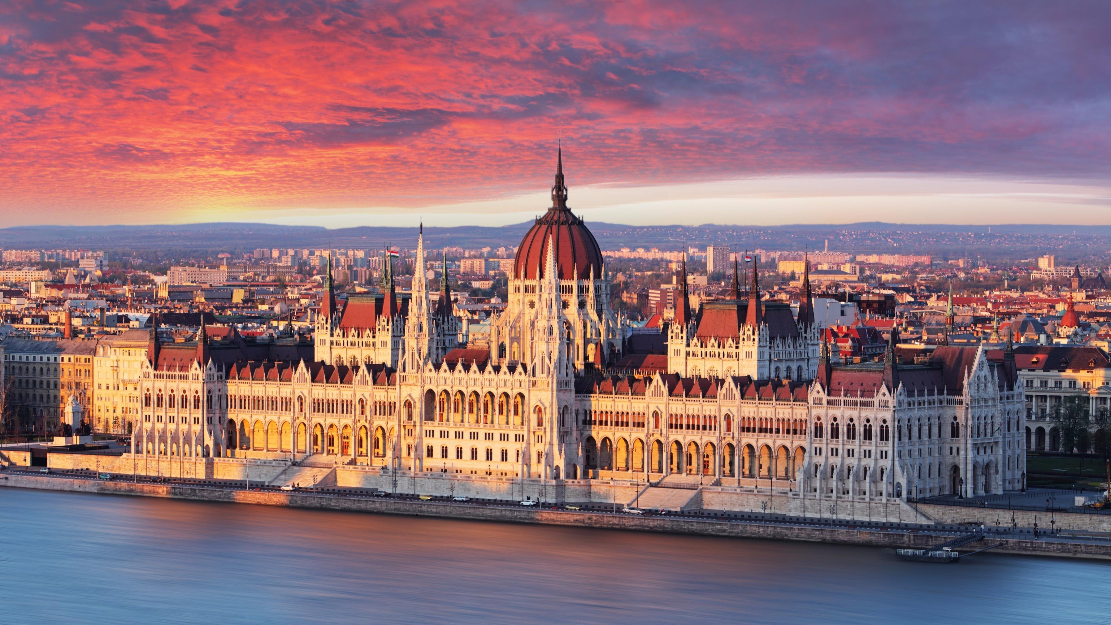 Budapest Skyline Background Wallpaper 98621