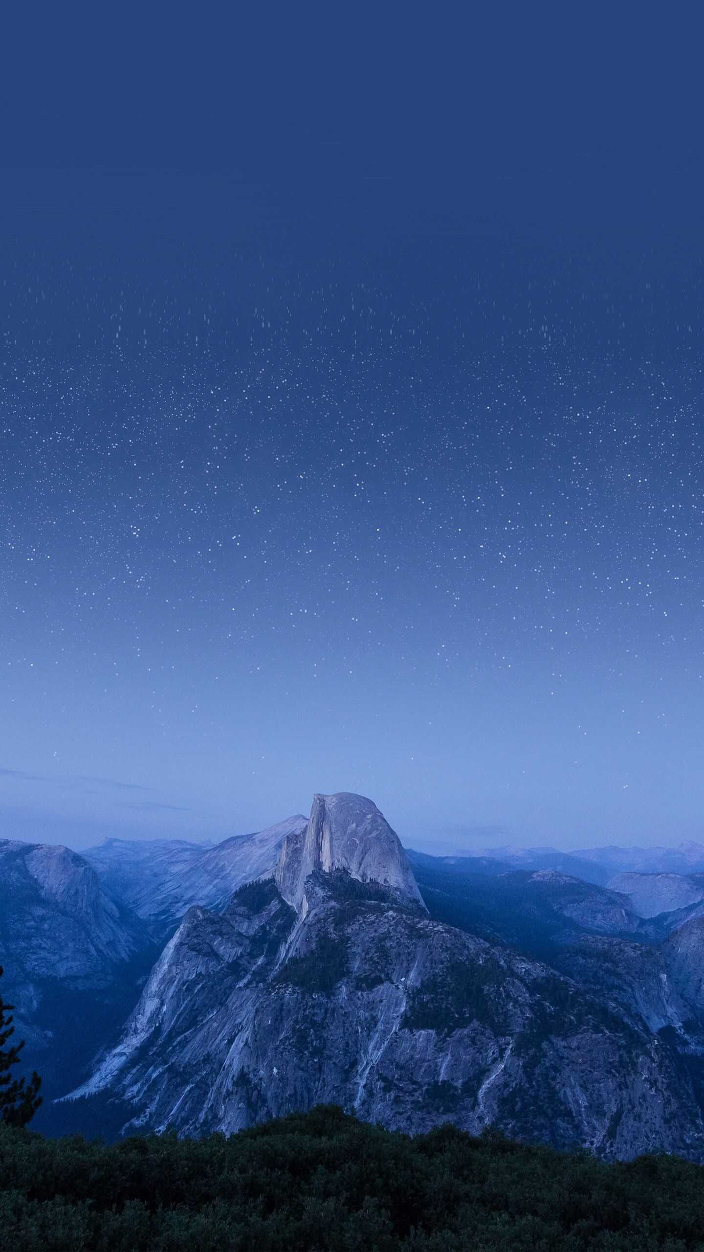 Yosemite Mountain Night Stars iPhone Wallpaper. Yosemite wallpaper, Yosemite mountains, Night sky stars