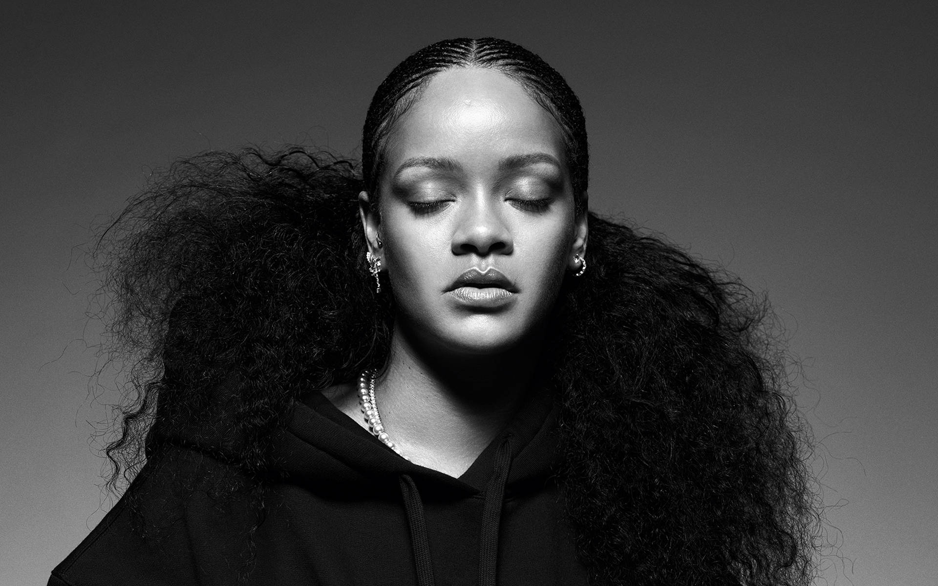 Download Rihanna admired in black