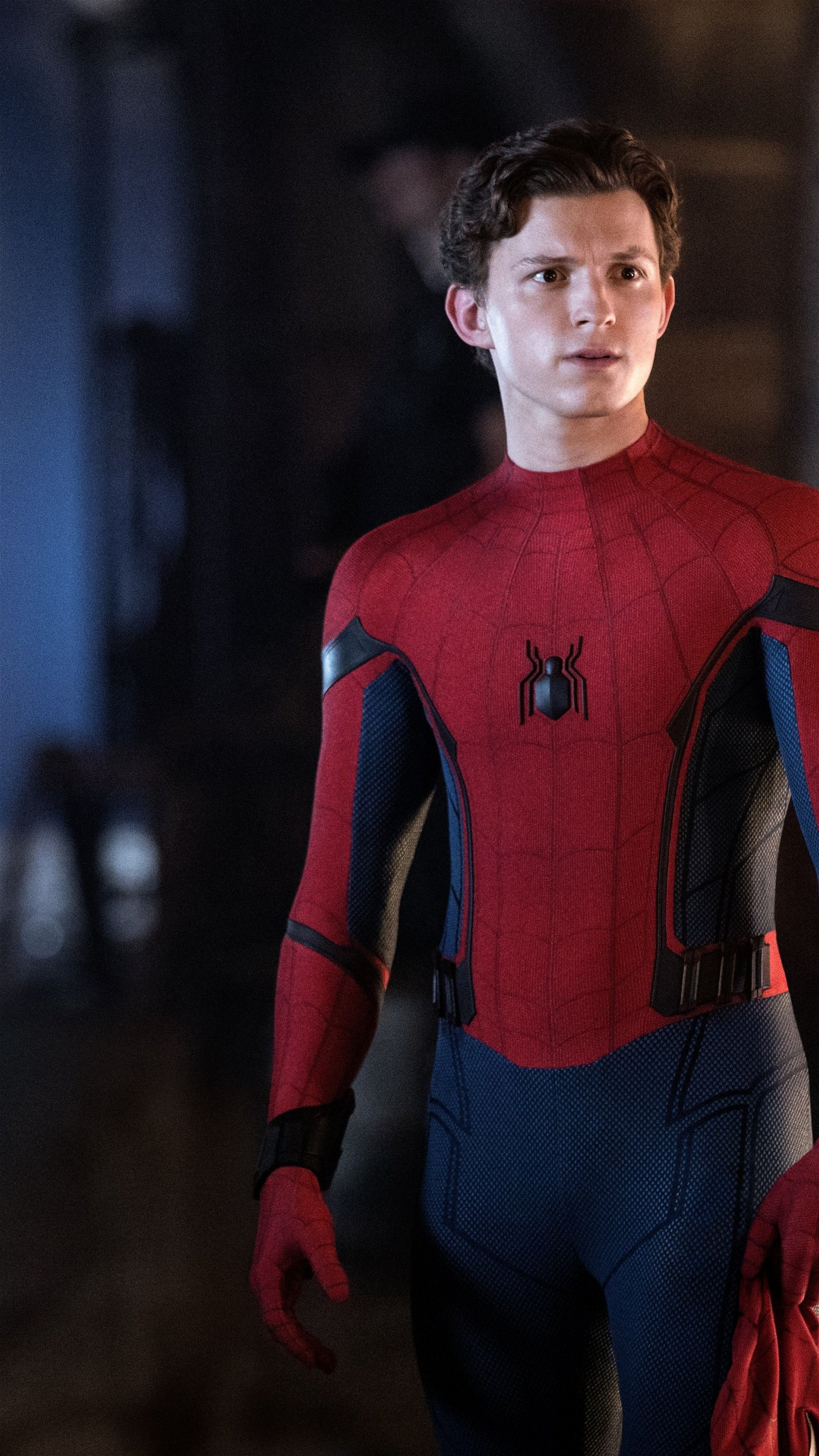 Tom holland spiderman Wallpaper Download