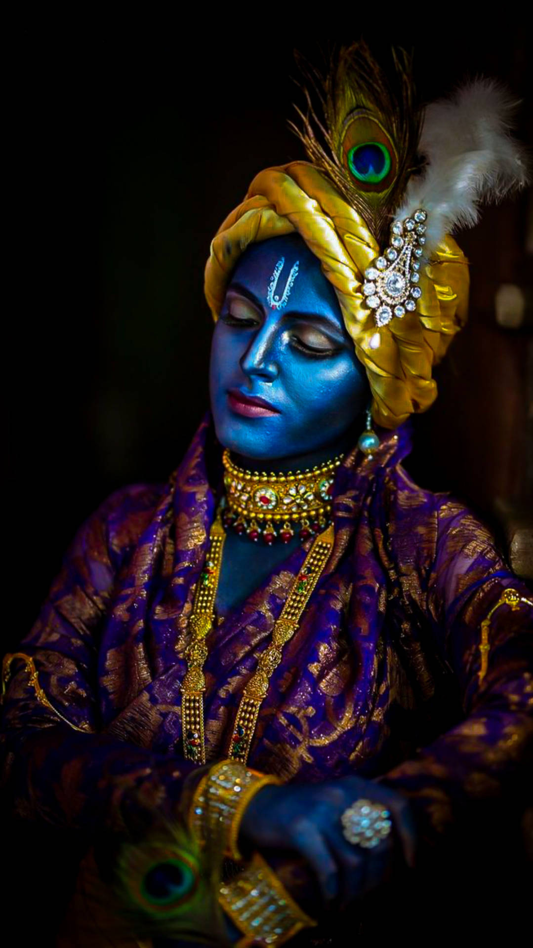 Download Krishna iPhone Traditional Clothes Wallpaper