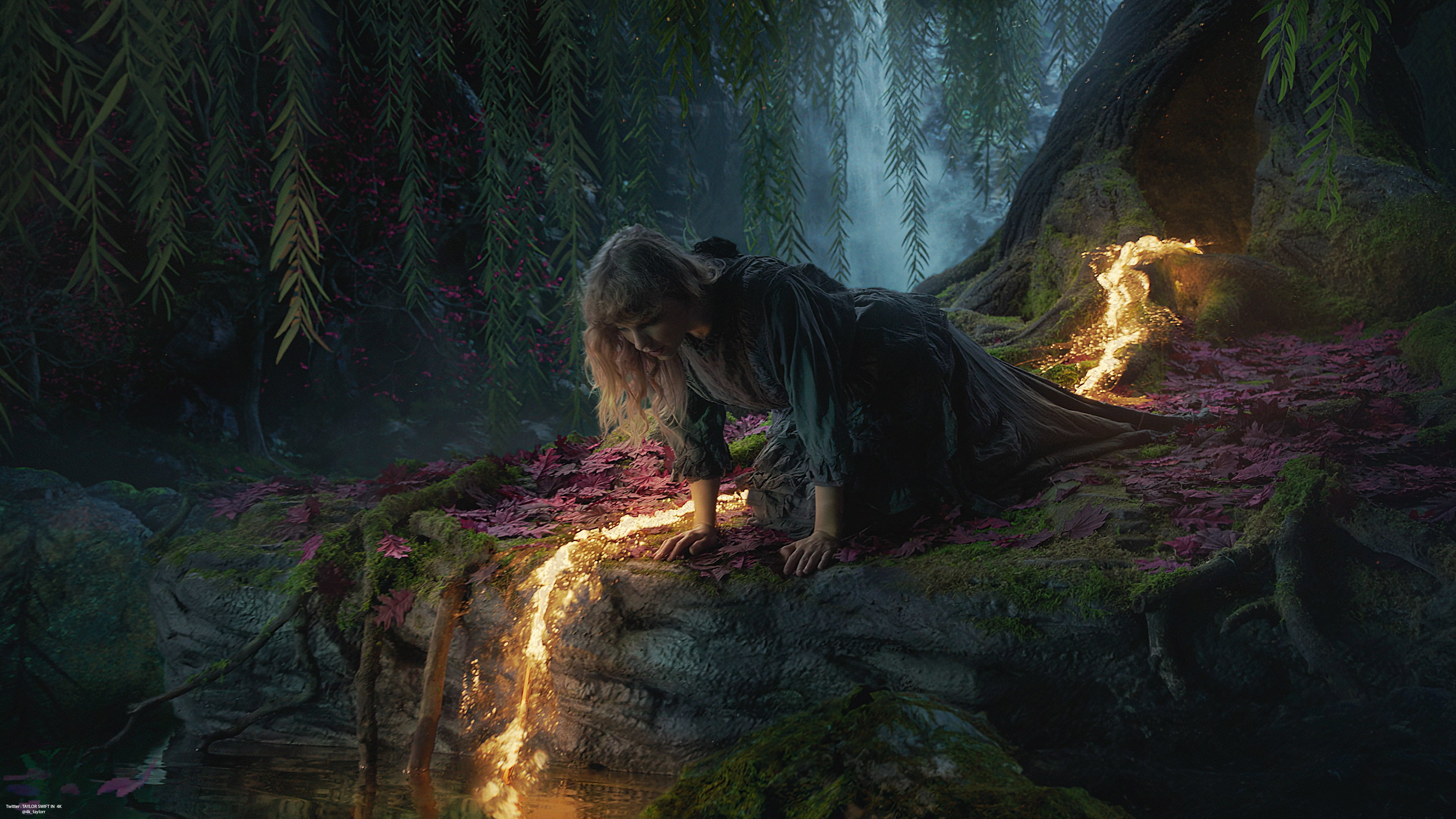 Taylor Swift in 4k Swift (Music Video) 4K Screen Captures