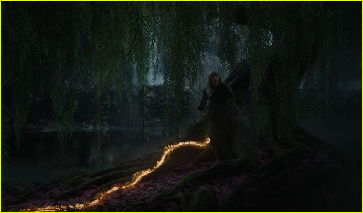 Taylor Swift Drops 'Willow' Music Video, Reveals Song Meaning, Talks Co Star & Easter Eggs!: Photo 4507765. Evermore, Music, Music Video, Taeok Lee, Taylor Swift Photo. Just Jared: Entertainment News
