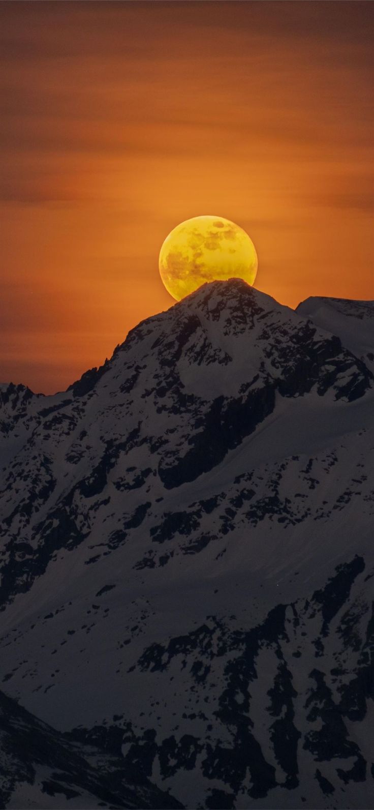 rise of supermoon iPhone 11 Wallpaper. Sunset wallpaper, Wallpaper, Abstract wallpaper background