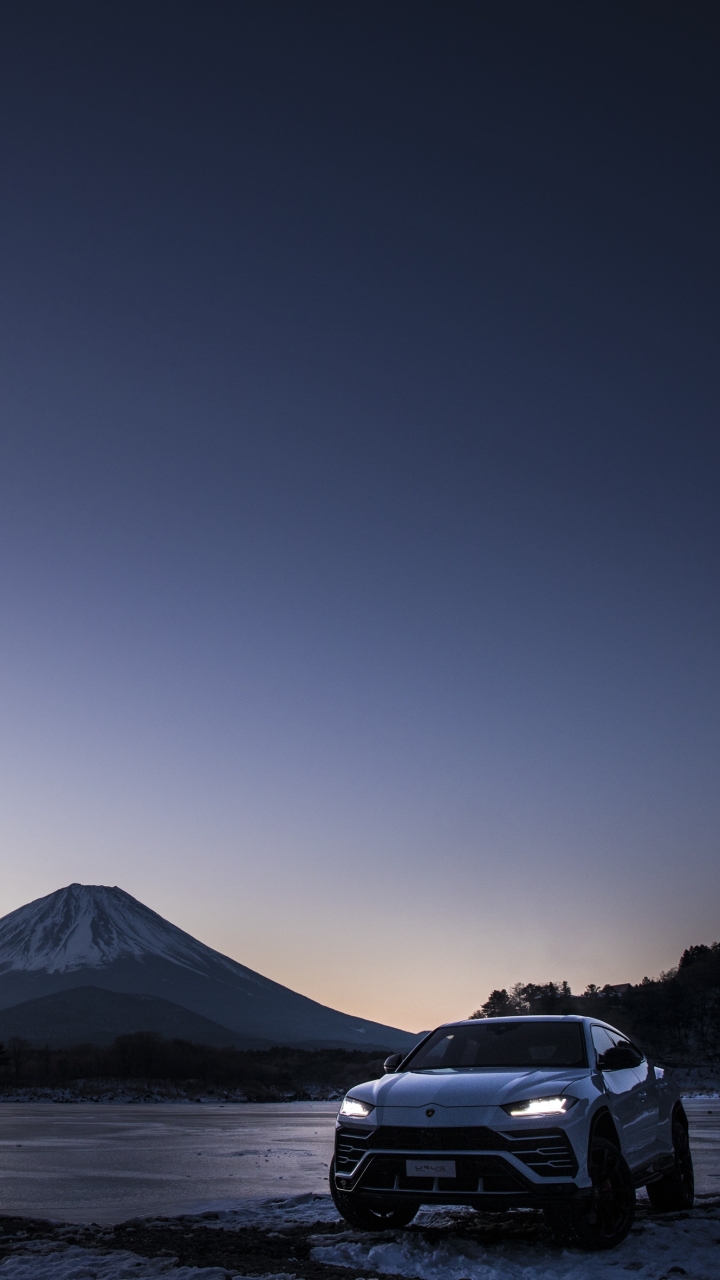 Lamborghini Urus Phone Wallpaper