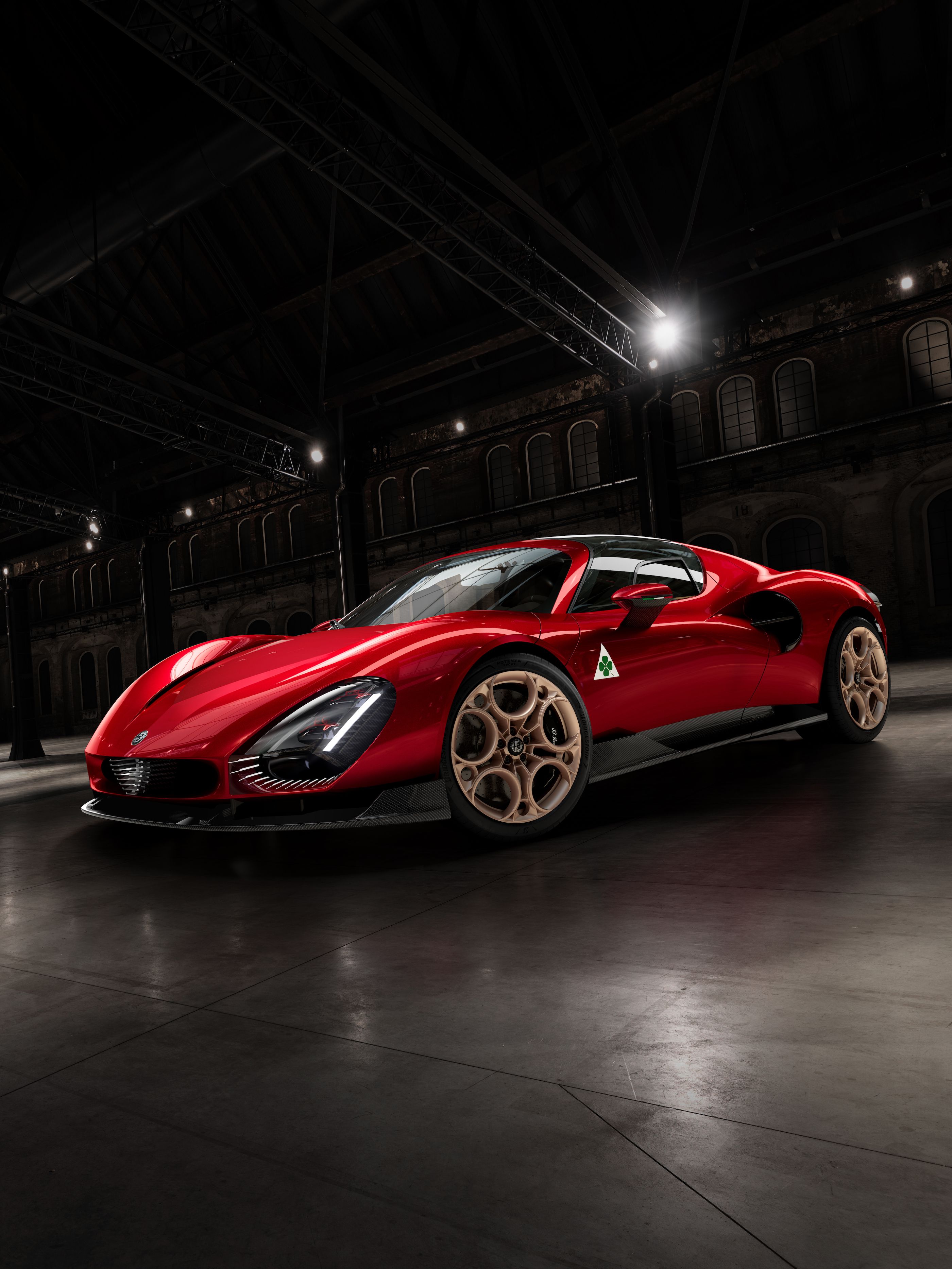 View Photo of the Alfa Romeo 33 Stradale