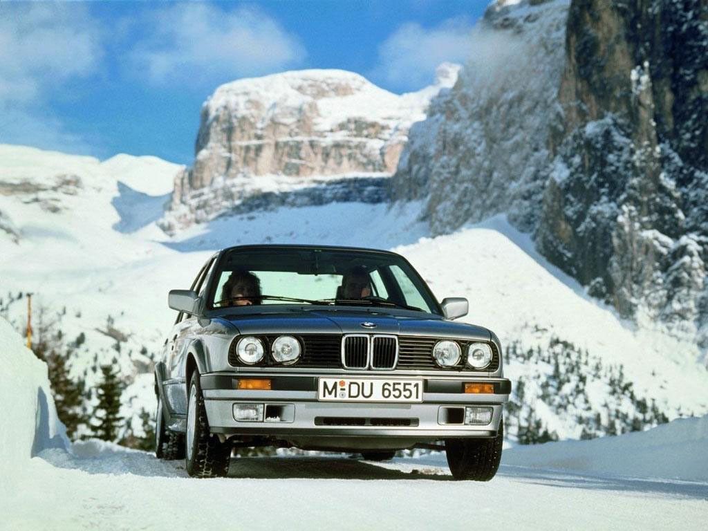 Bmw e30 on snow 1024x768