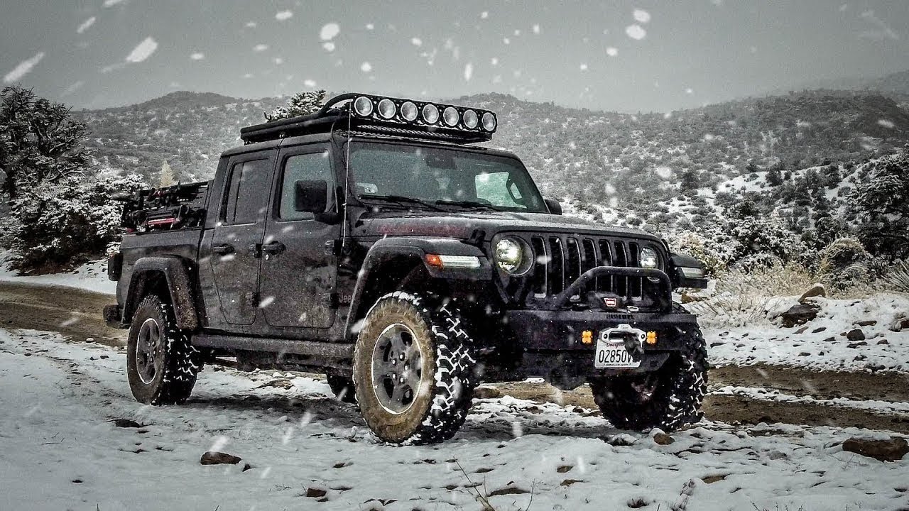 Stuck in a WINTER STORM while CAMPING in my Jeep Gladiator