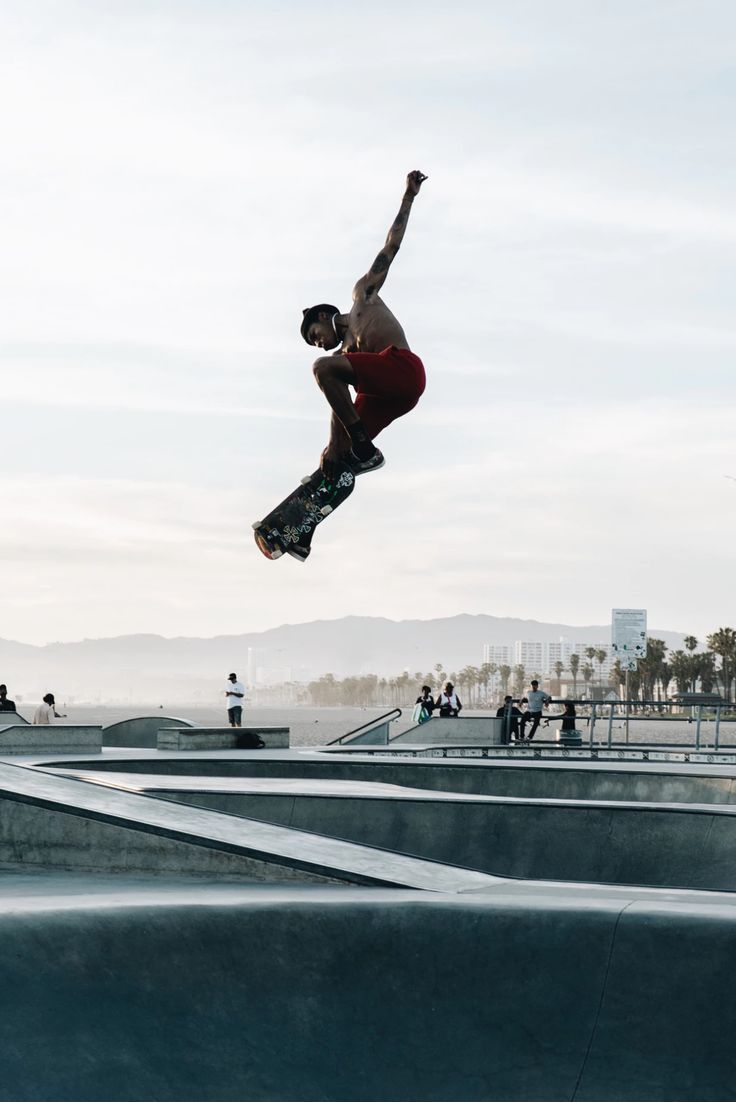 AUTHOR: Ruben Gutierrez # #Freestock #Stock #party #food # #flower #artoftheday #photoofthe. Skateboard photo, Skateboard image, Skateboard photography