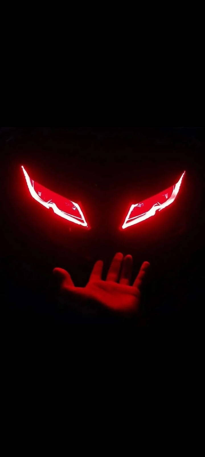 Download R15 V3 Red One Head Lamp Wallpaper