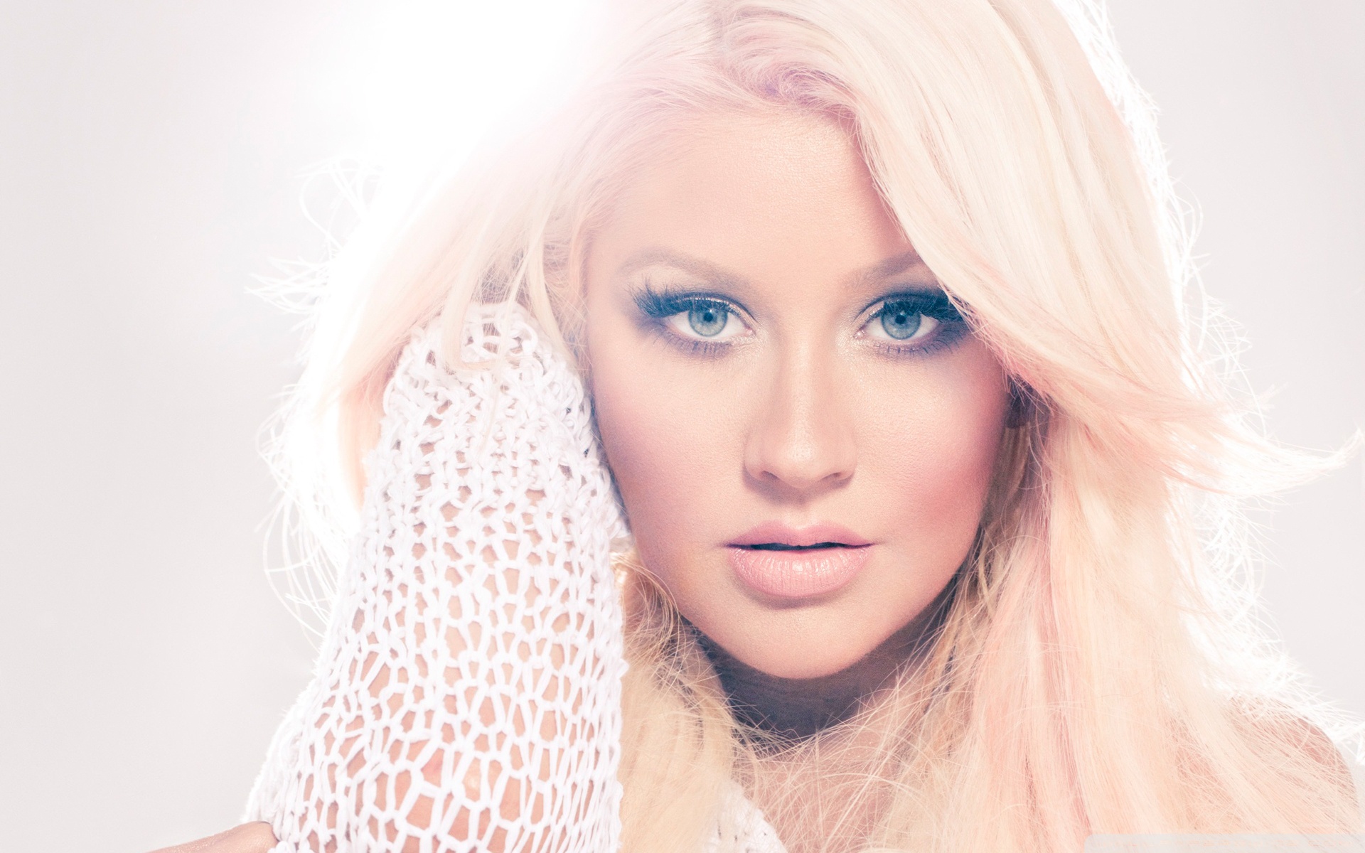 Christina Aguilera 2012 Ultra HD Desktop Background Wallpaper for 4K UHD TV, Tablet