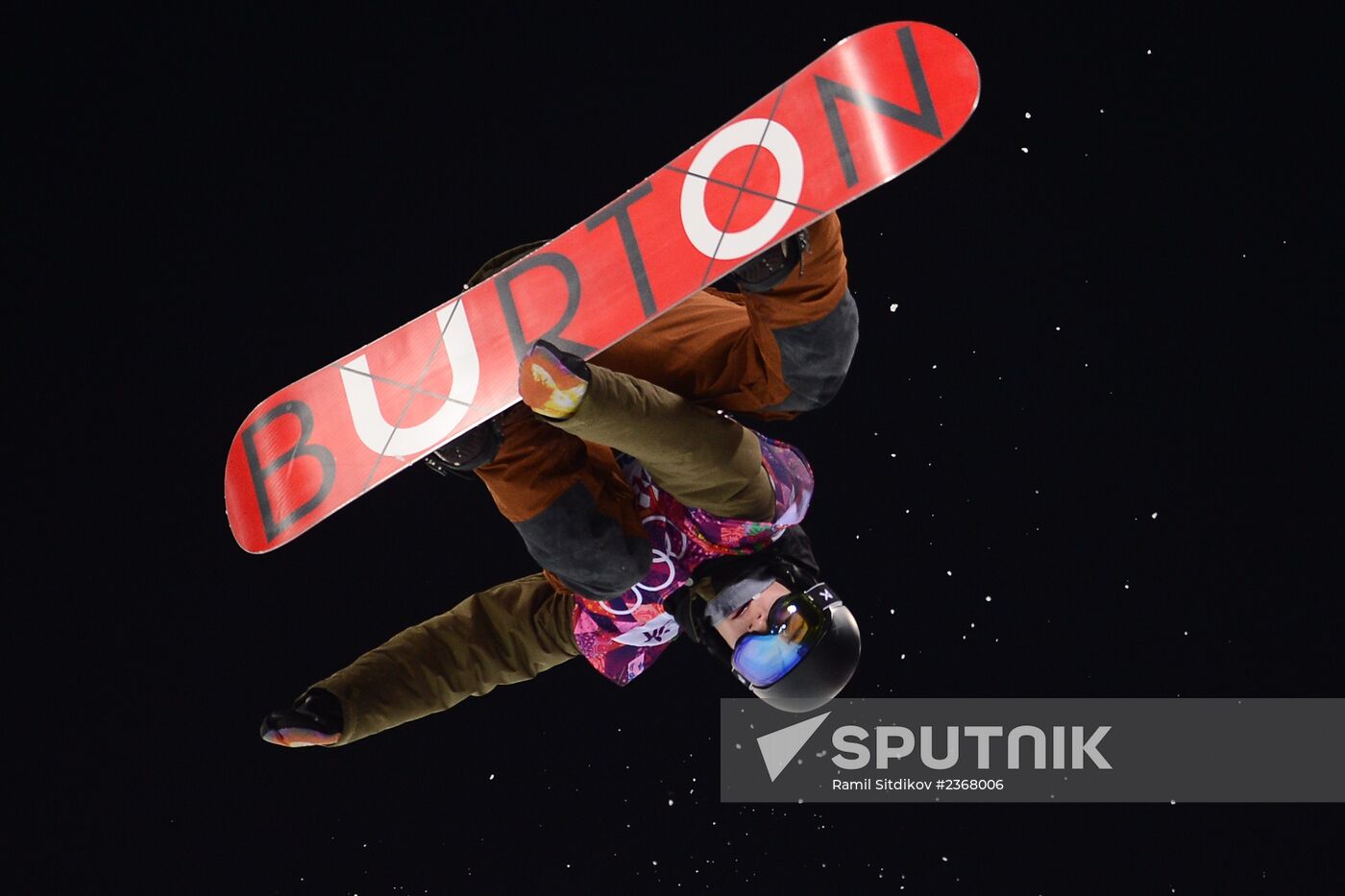 Winter Olympics. Snowboarding. Men. Halfpipe