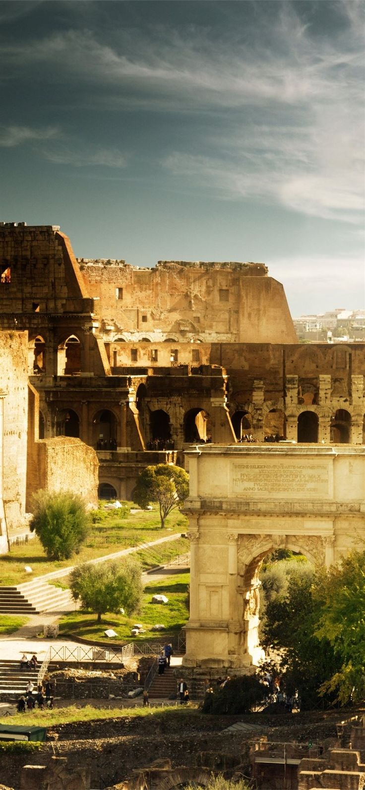 Colosseum of Rome iPhone 11 Wallpaper