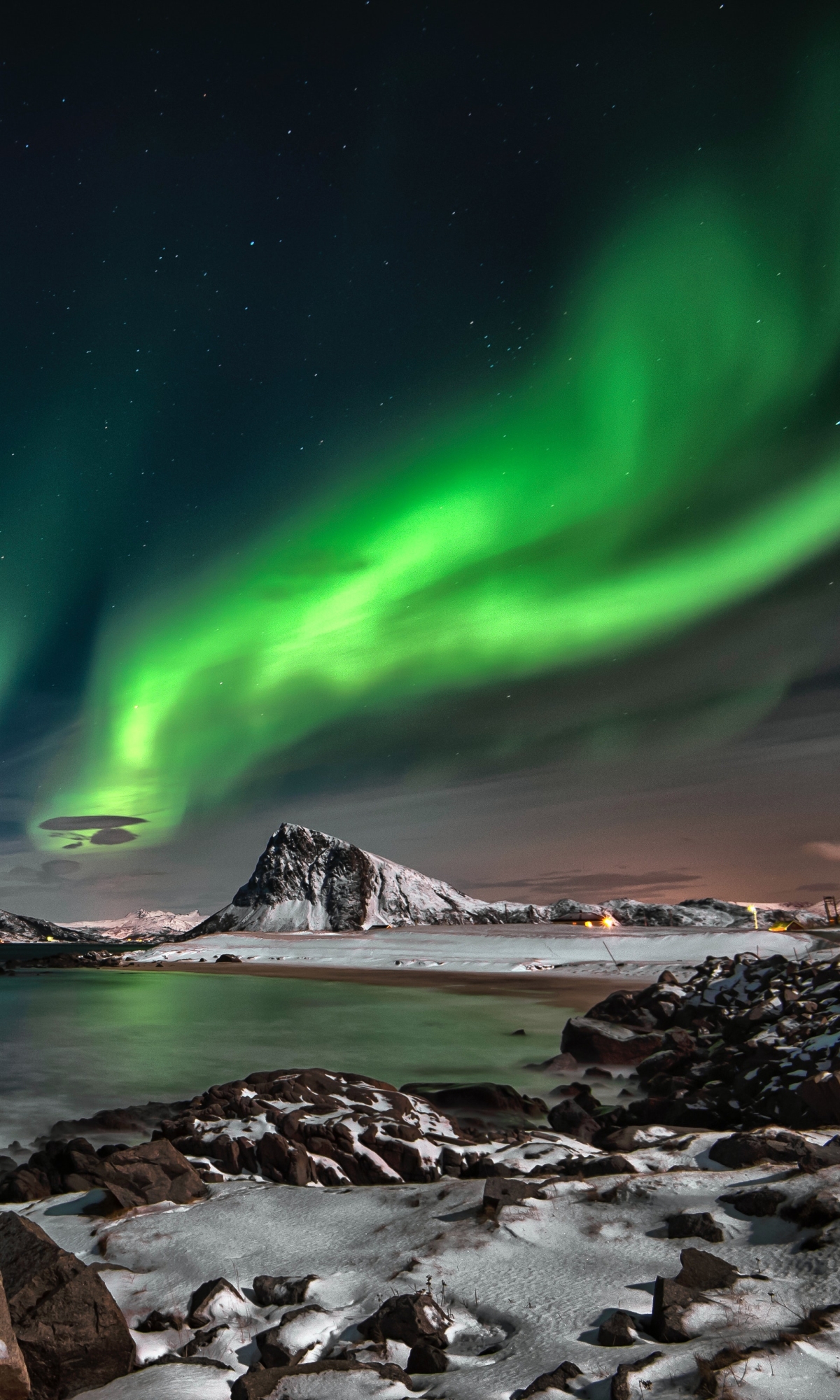 Aurora Borealis Phone Wallpaper