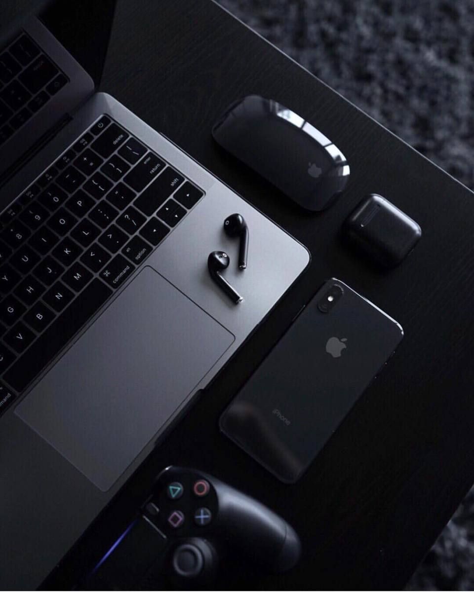 UltraLinx. Apple products, Black apple, Black and white aesthetic
