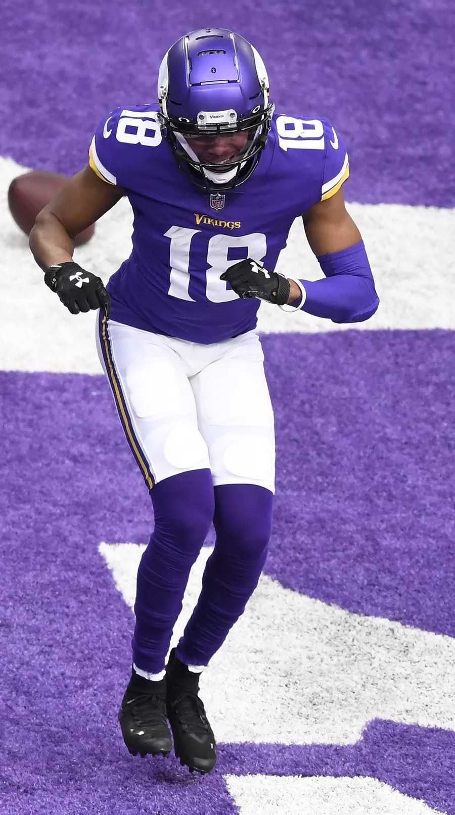 Justin Jefferson Wallpaper Discover more American, Football, Justin Jefferson, Minnesota Vikings, National wal. Nfl football picture, Football, Football picture