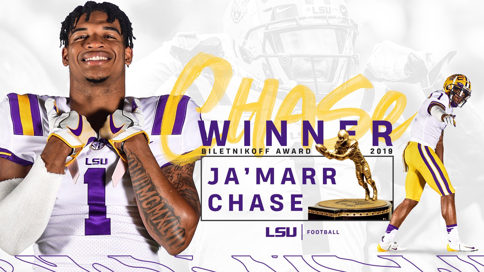 LSU Football Best Receiver in the Country Ja'Marr Chase is the winner of the 2019 Biletnikoff Award!