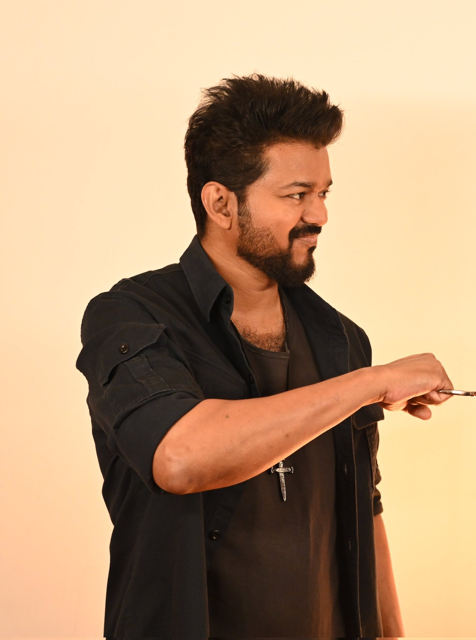 Roвιɴ Roвerт's a Shoot Wrap for Thalapathy Vijay Only. a Small Shedule is Still Remaining #Leo