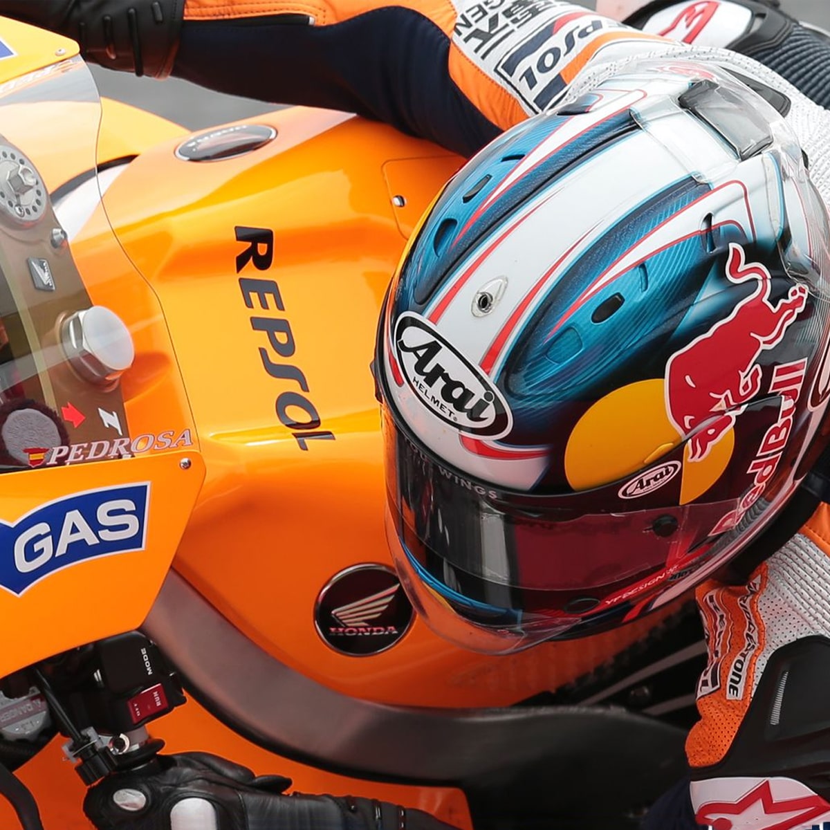 Arai Store Wall. History, Categories, Lookbooks, Sizing Charts