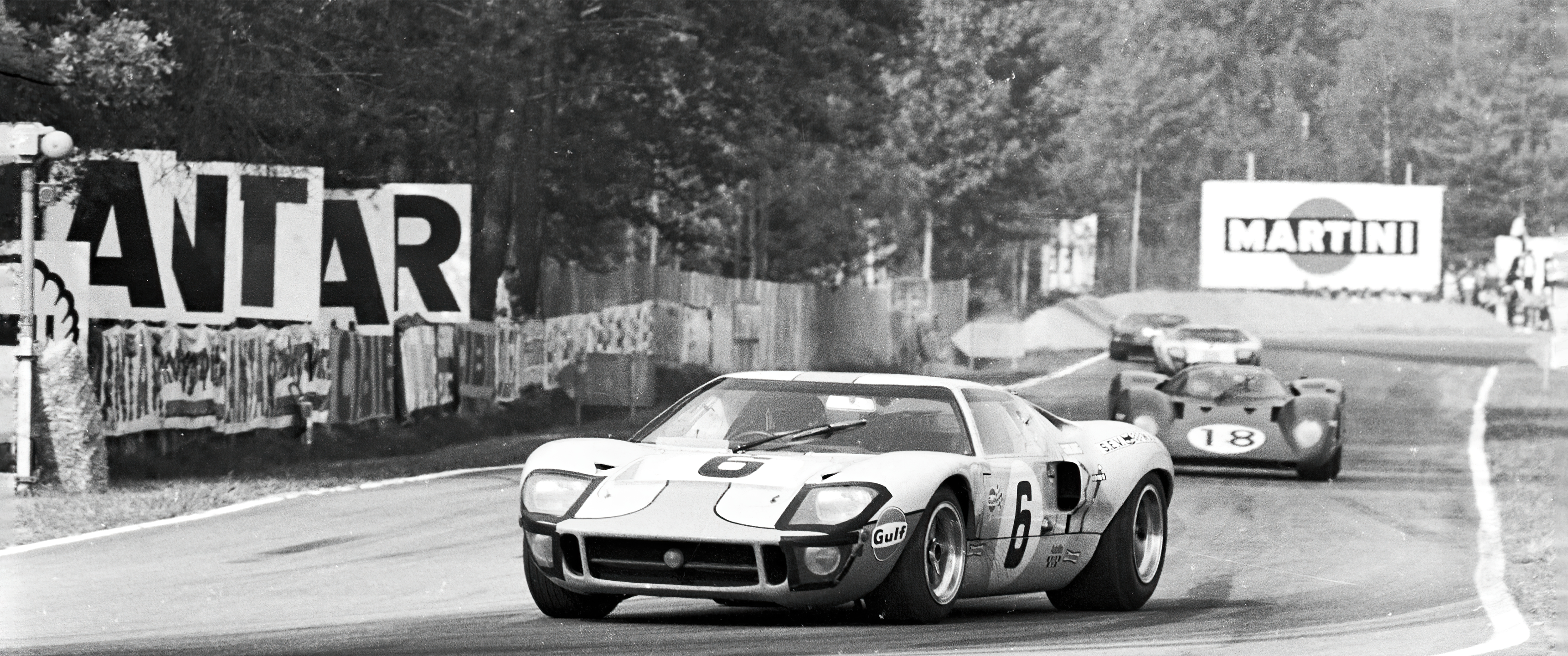 24 Hours of Le Mans GT40 (3440x1440)