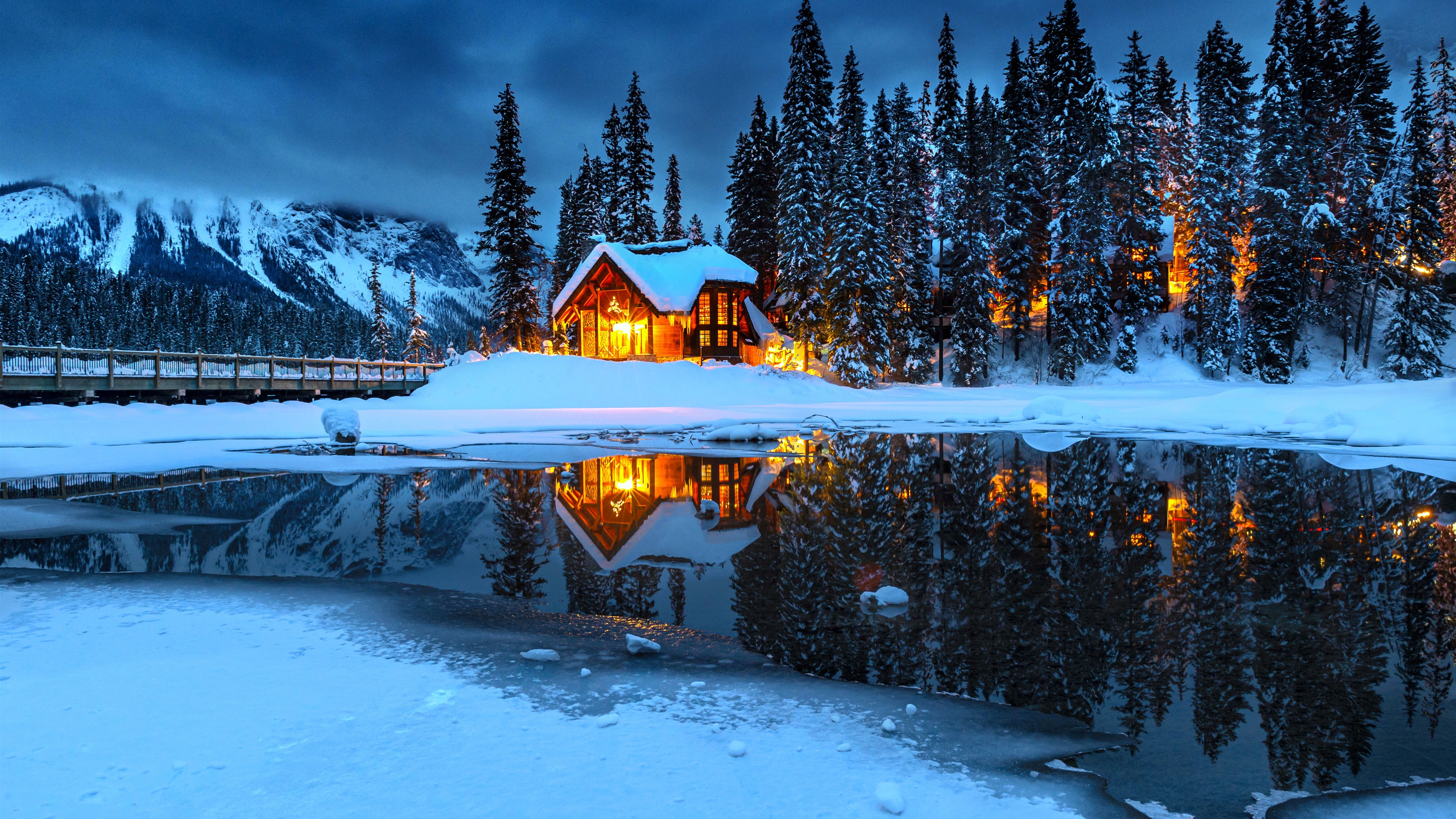 Jungle Winter Lake Cabin Snow Canada 5K