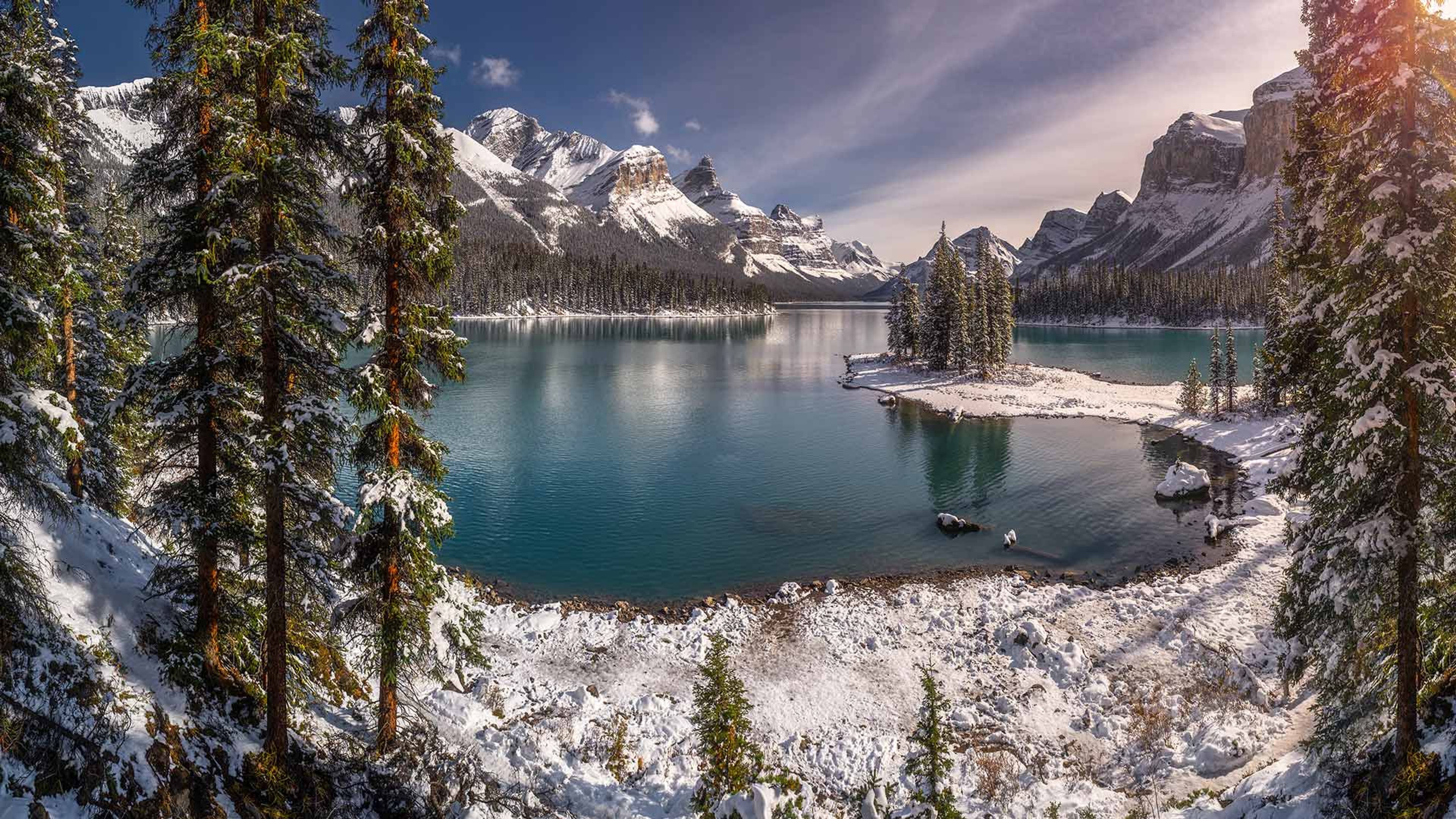 Spirit Island during winter season, Maligne Lake, Jasper National Park, Alberta