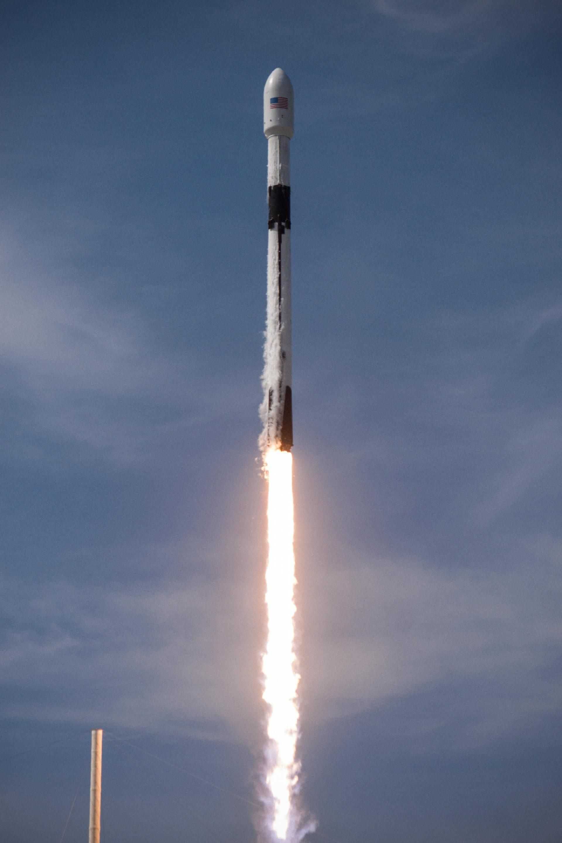 Falcon 9 Wallpaper Discover More 1080p, 1440p, High Resolution, IPhone, Landing Wallpaper. /falcon 9. Spacex, Spacex Falcon, Launch Schedule