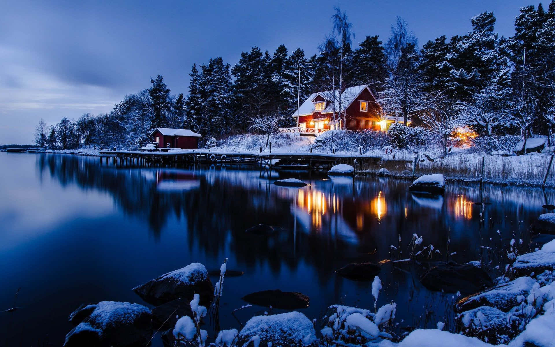Download Serene and Cold HD Winter Background