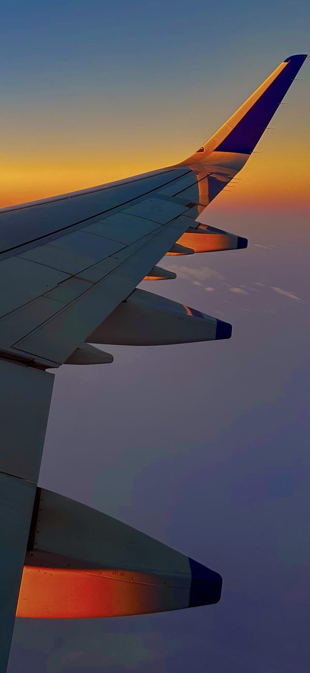 Airplane Dual Wallpaper with Depth Effect