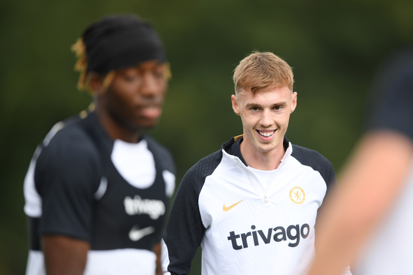 Cole Palmer trains for the first time!. News. Official Site. Chelsea Football Club