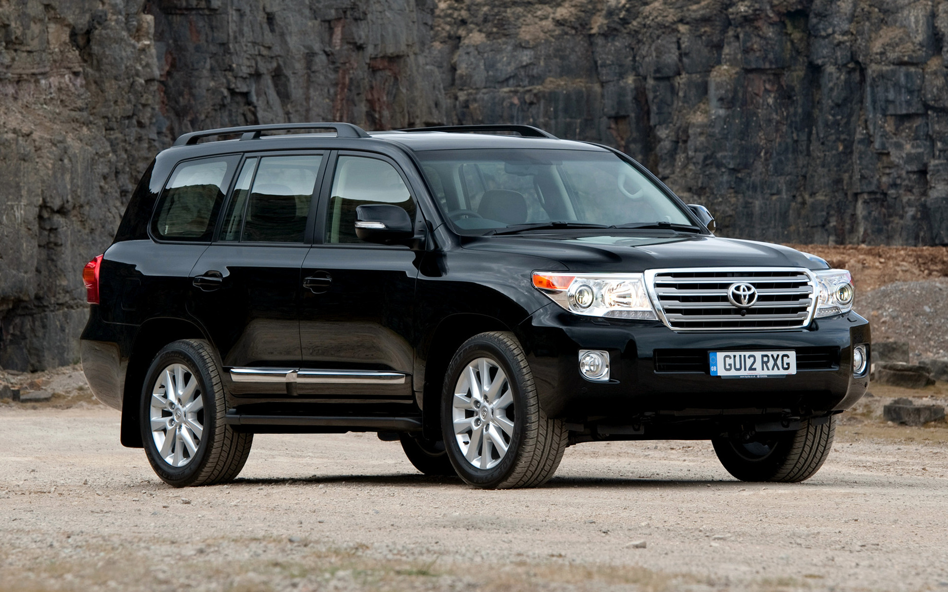 Toyota Land Cruiser V8
