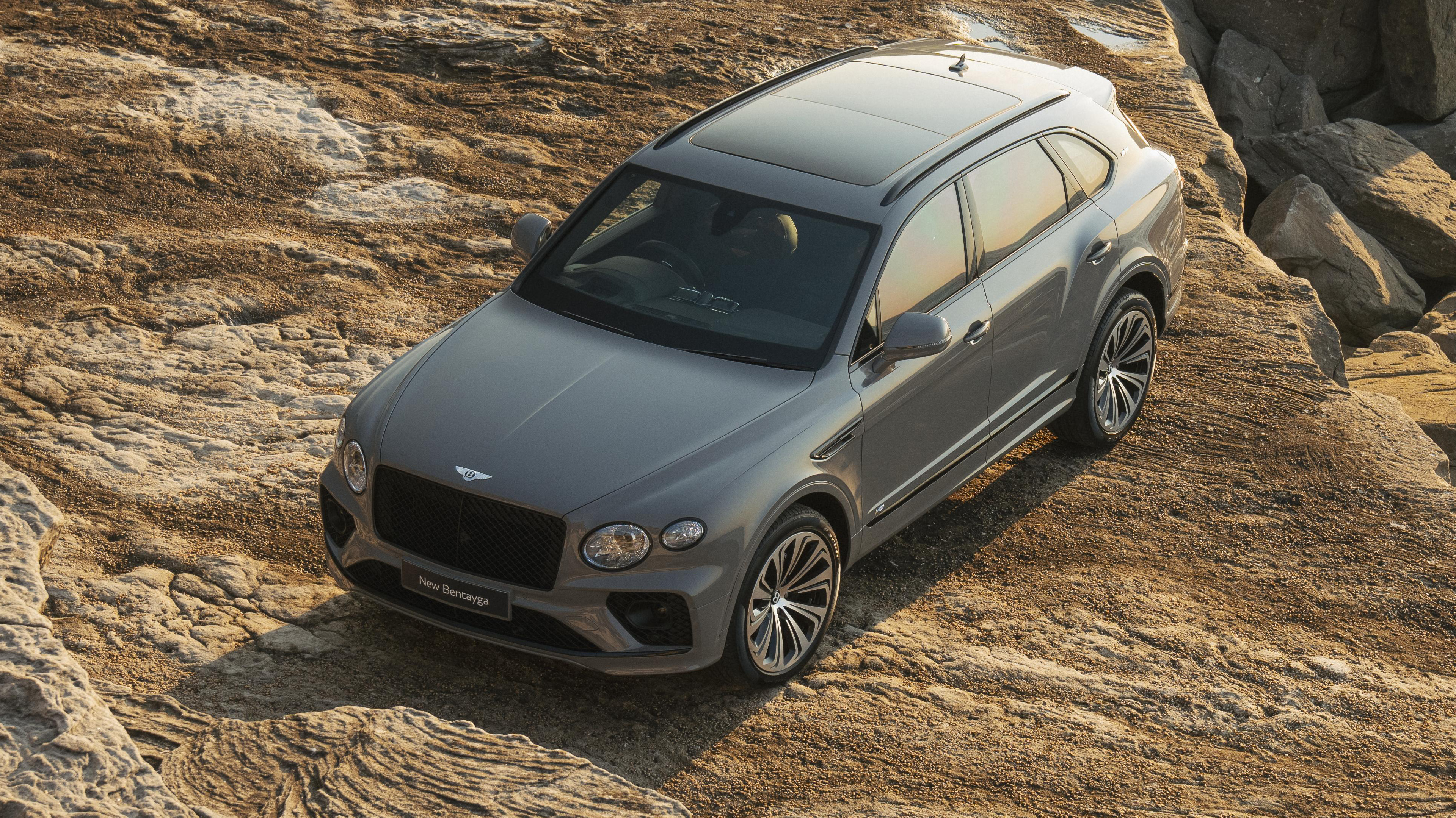 Bentley Bentayga V8 First Edition 2021 4K 2 Wallpaper Car Wallpaper
