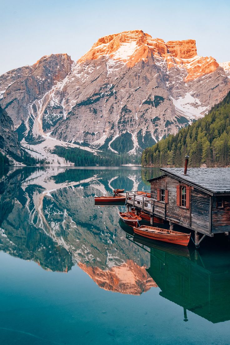 Best Things to do in Trento and Trentino, Italy (Lakes, Mountains & Castles). Beautiful places to visit, Italy travel, Mountain lakes