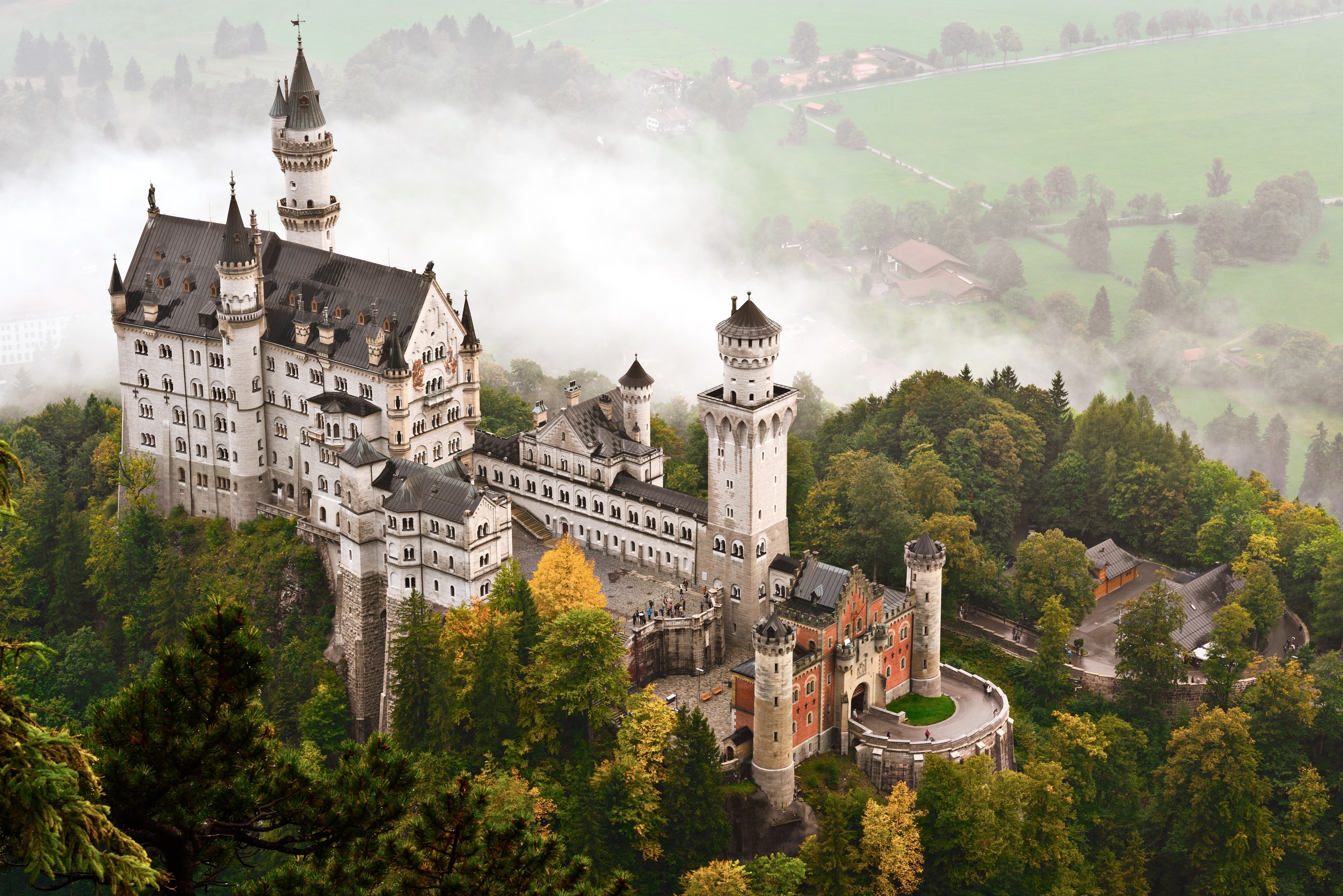 Man Made Neuschwanstein Castle 4k Ultra HD Wallpaper