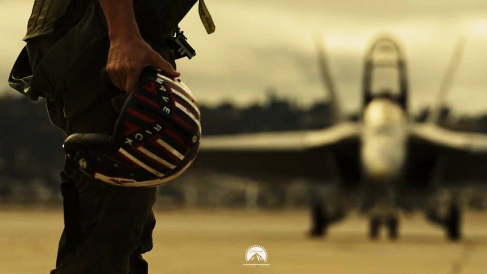 Download Take to the Skies with Top Gun