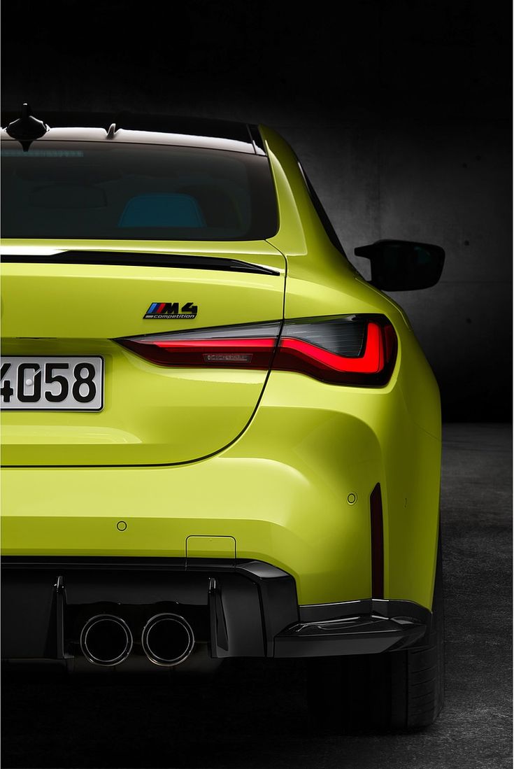 BMW M4 Coupe Competition Tail