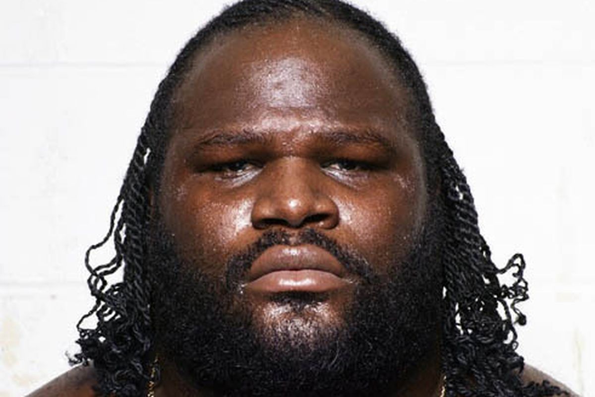 Mark Henry signs three year extension with WWE
