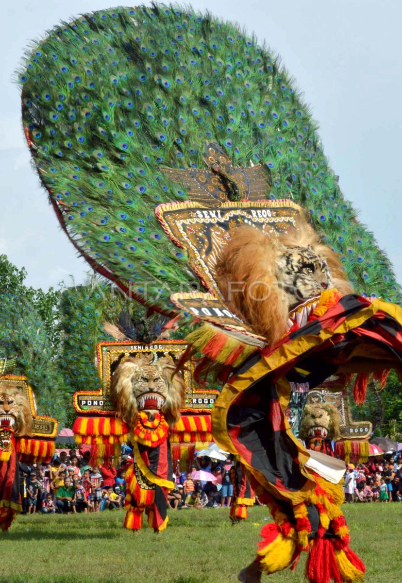 PARADE REOG PONOROGO