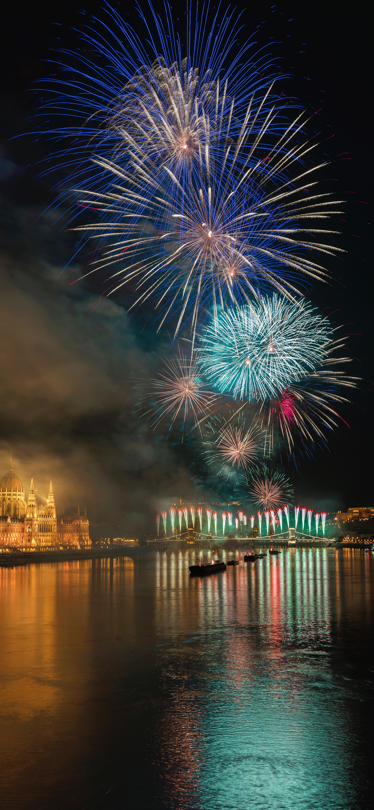 Fireworks Wallpaper for iPhone 11, Pro Max, X, 8, 7, 6