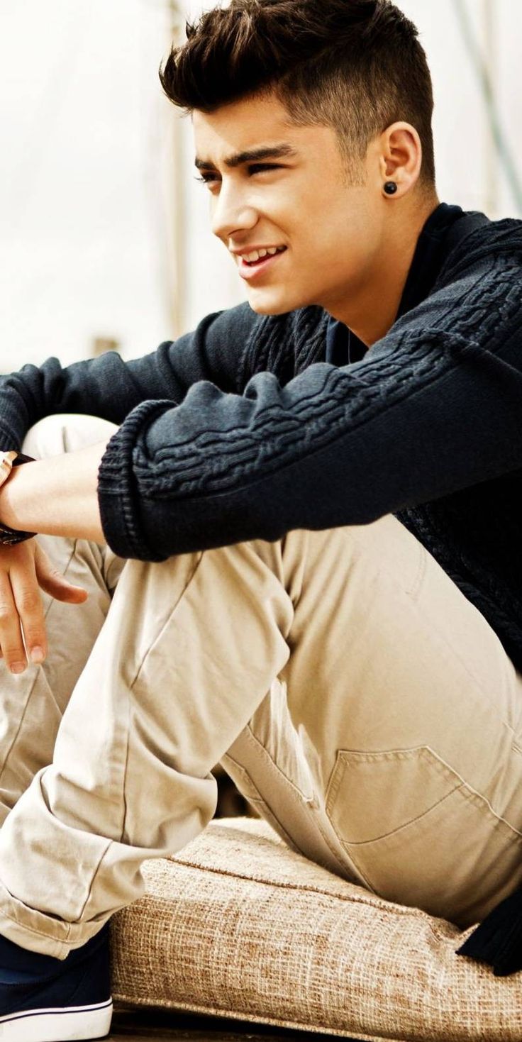 Zayn Malik❗. Zayn malik photo, Zayn malik 2012, Zayn malik hairstyle