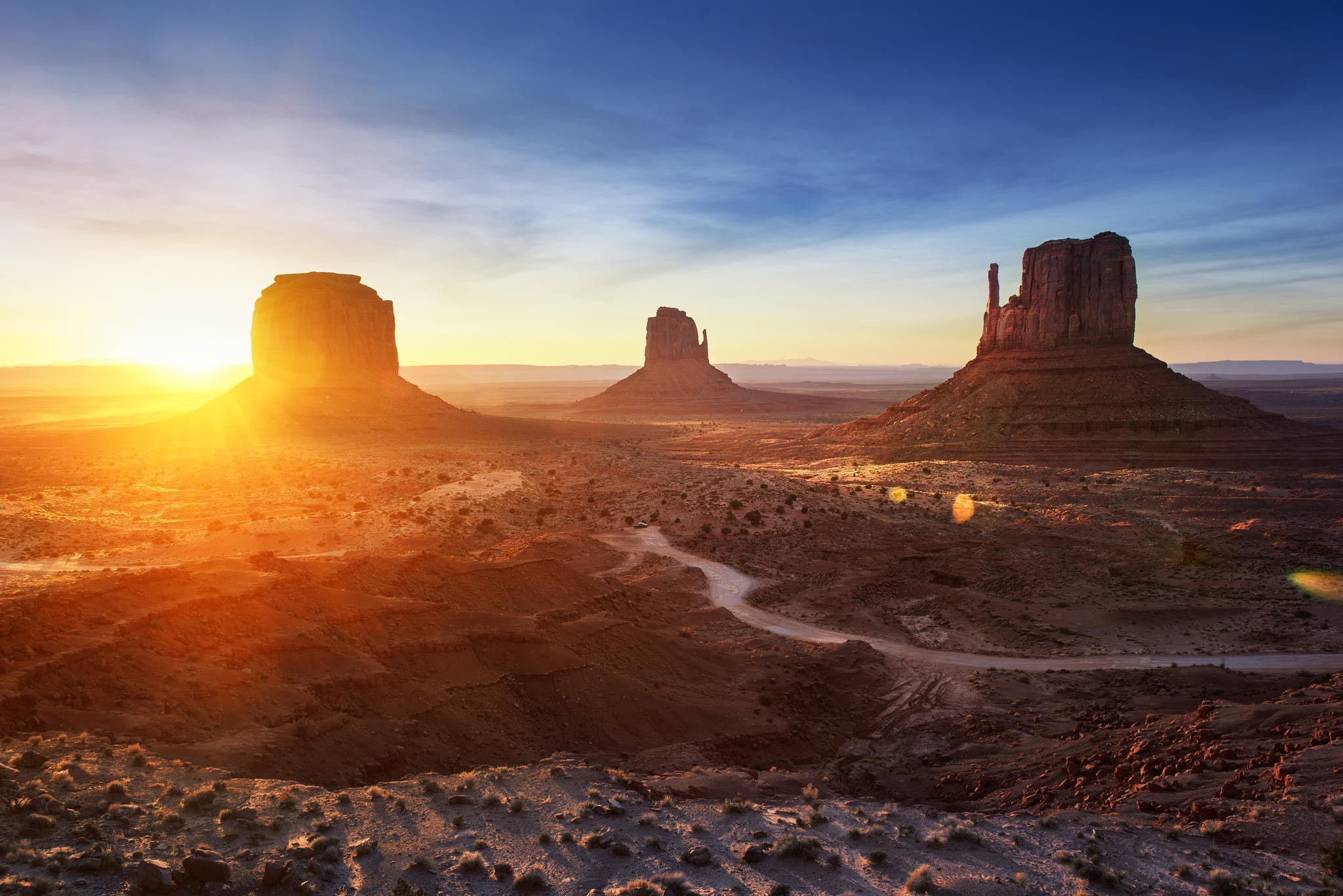 Wallpaper, 2048x1367 px, clouds, desert, landscape, Monument Valley, nature, sky, Sun, sunset, USA 2048x1367