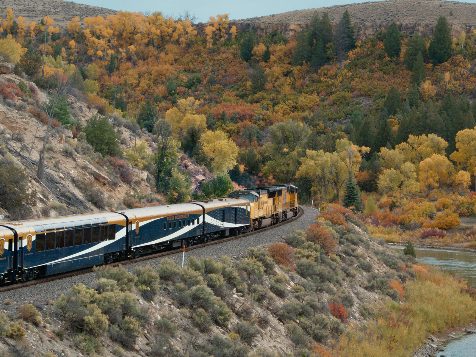 Colorado Train Rides Perfect for Leaf
