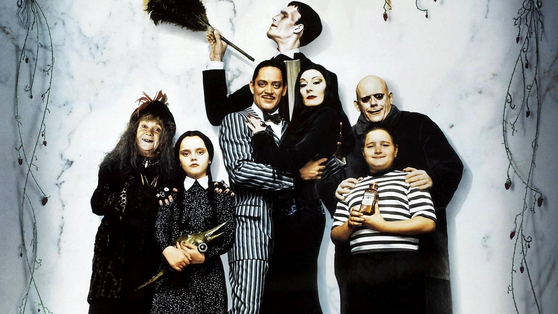 Download The Addams Family Portrait Wallpaper