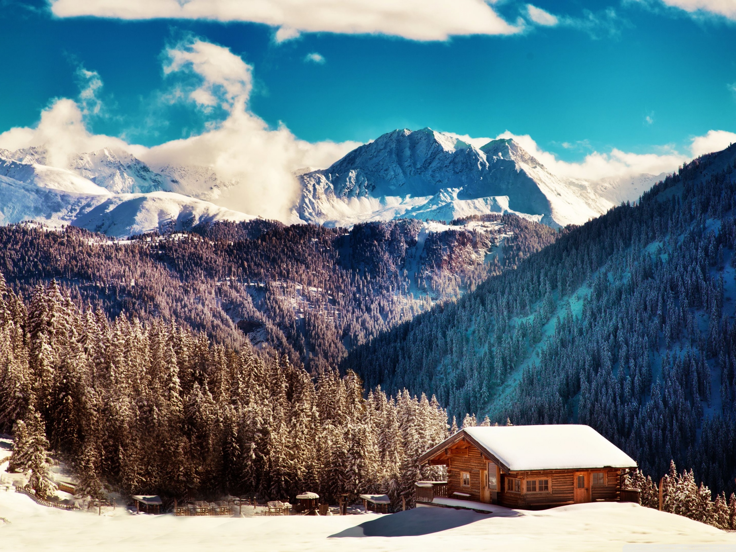 Mountain Chalet, Winter Ultra HD Desktop Background Wallpaper for 4K UHD TV, Widescreen & UltraWide Desktop & Laptop, Tablet