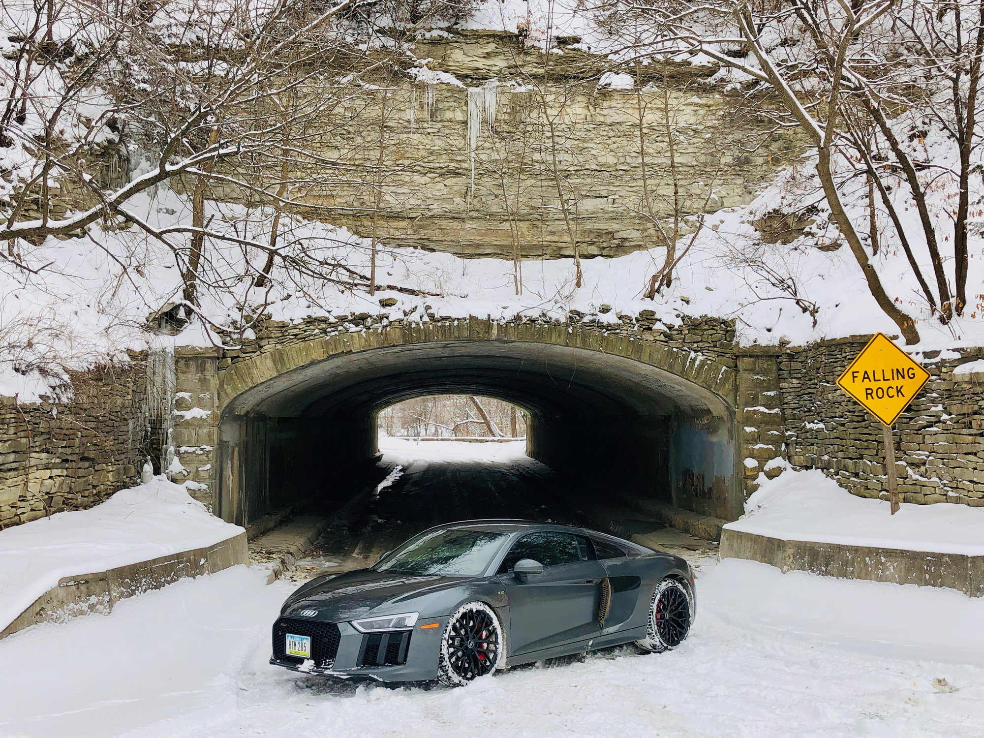Snow Pics Of My Grown Up TT.R8 Winter Shots
