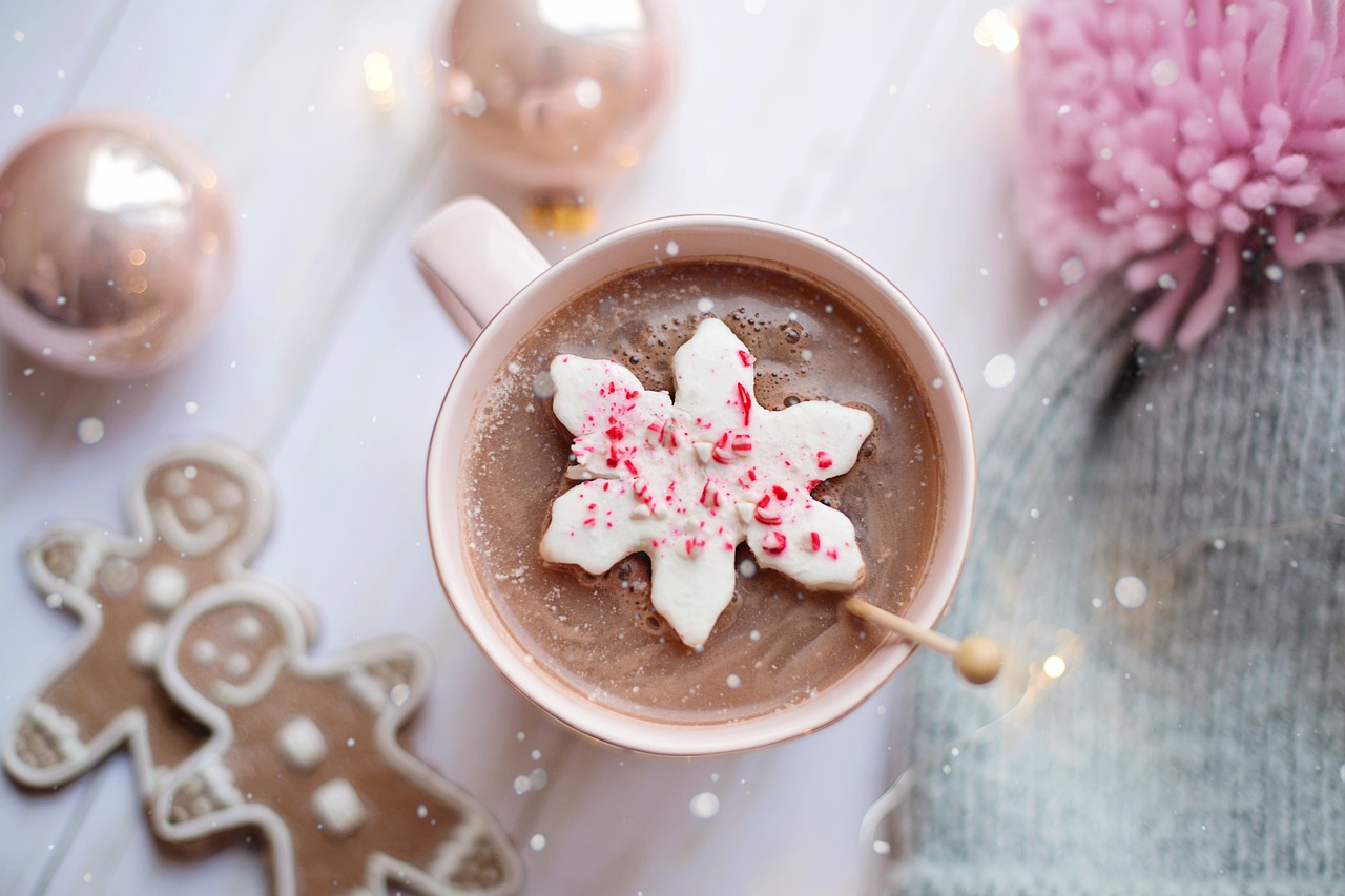 Hot Cocoa Christmas Gingerbread