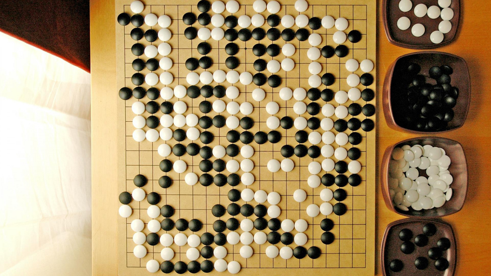 Download wallpaper Board, Baduk, Weiqi, Chinese Game, Game of Go, section games in resolution 1600x900